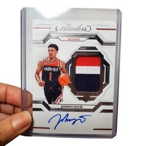 2022-23 Panini Flawless SPA-JDV Johnny Davis RC Patch Auto Wizards